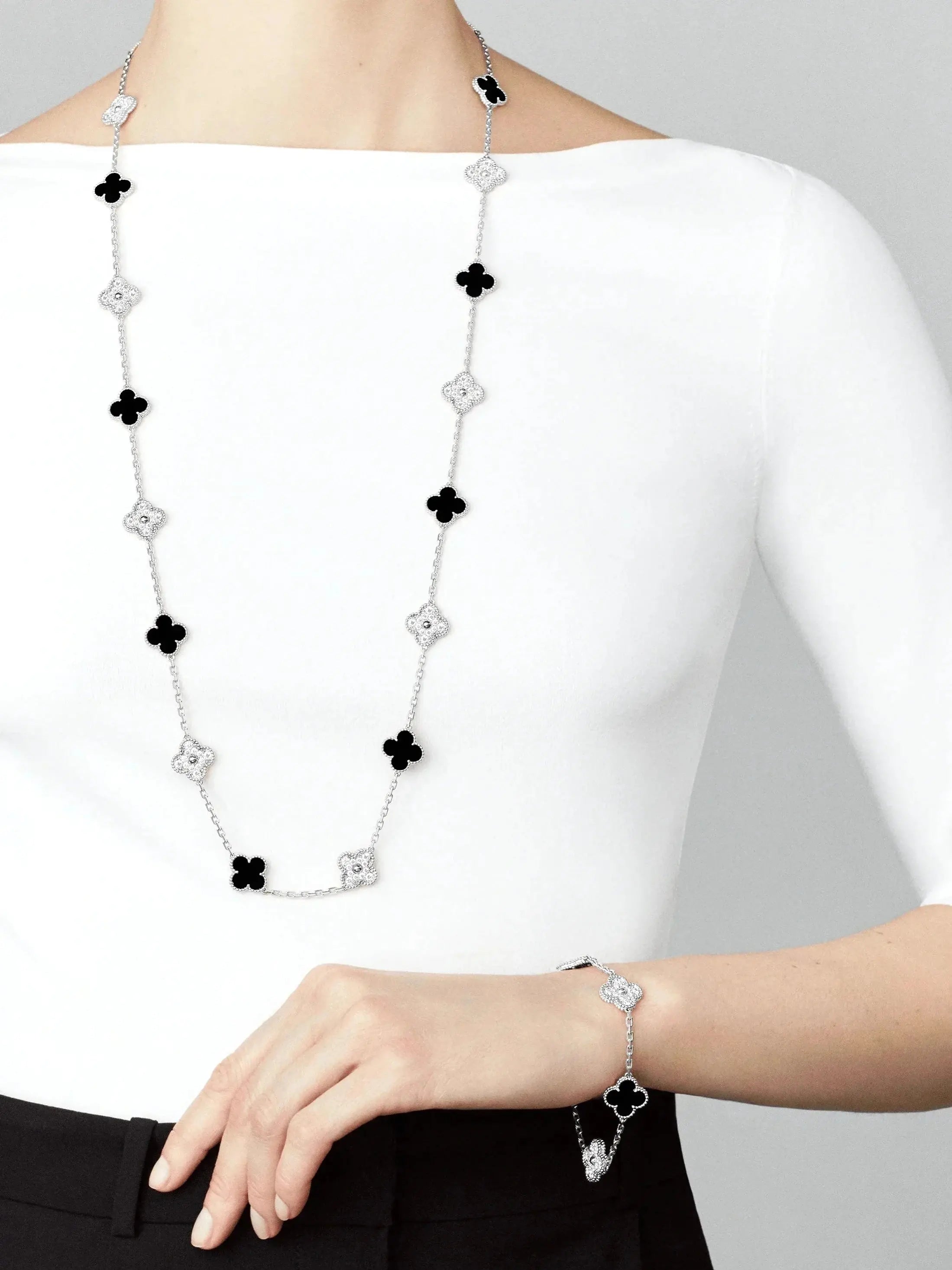 Luxury Clover Crystal Bracelet