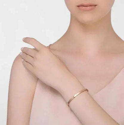 Amour Bracelet-Bracelets-Blizzm