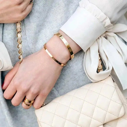 Amour Bracelet-Bracelets-Blizzm