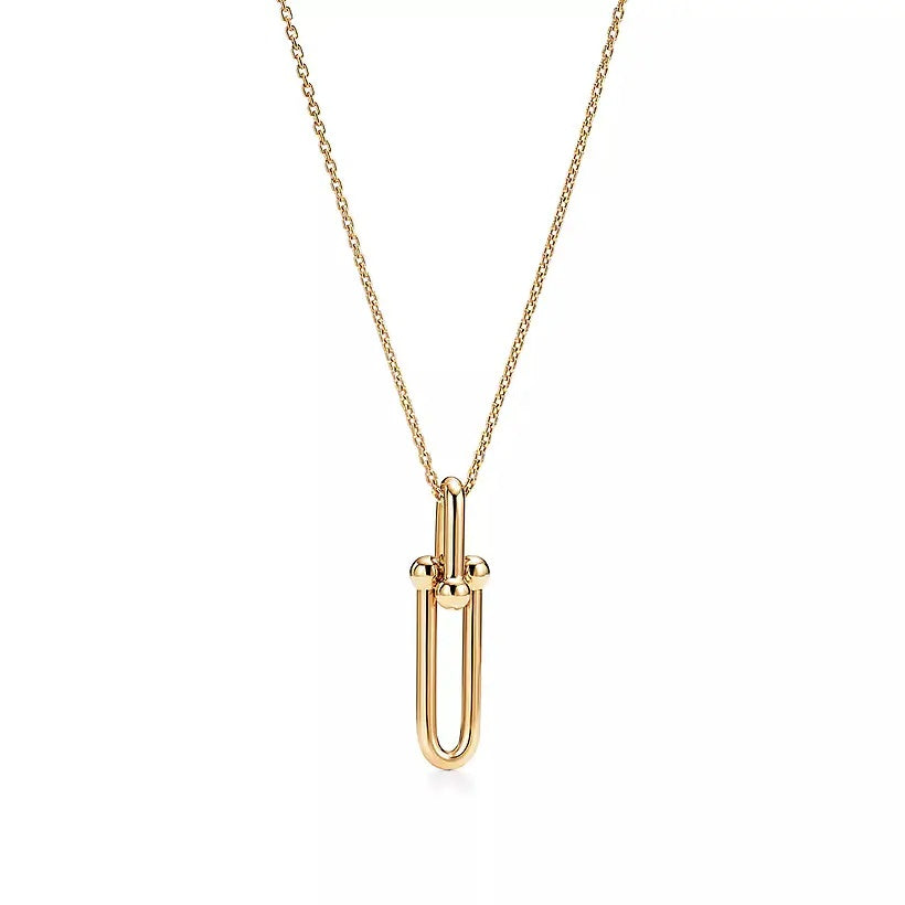 Auriel Elongated Link Pendant-Necklaces-Blizzm