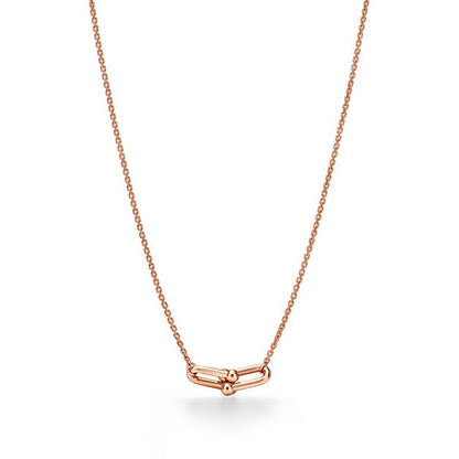 Auriel Link Pendant-Necklaces-Blizzm