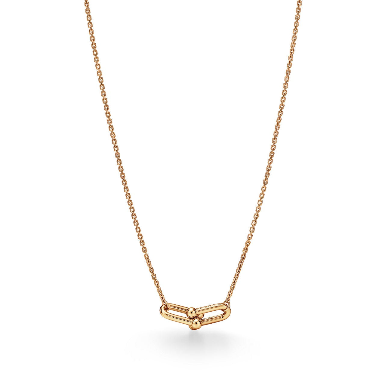 Auriel Link Pendant-Necklaces-Blizzm