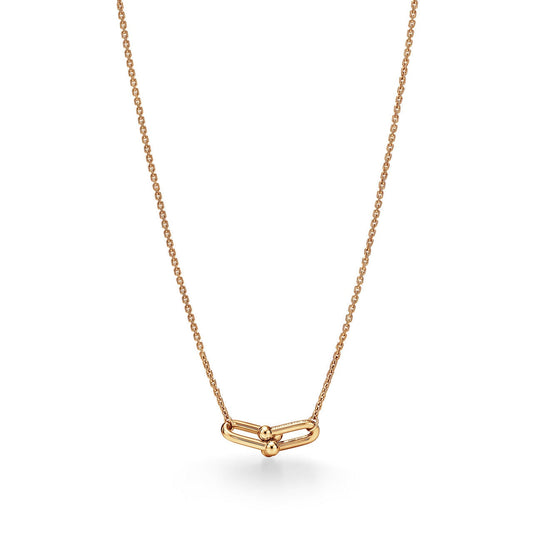Auriel Link Pendant-Necklaces-Blizzm