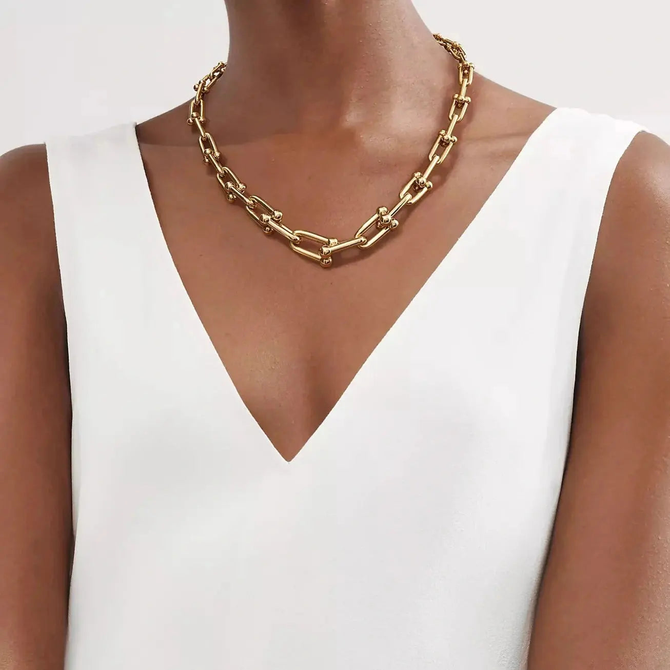 Link Graduated Necklace-Necklaces-Blizzm