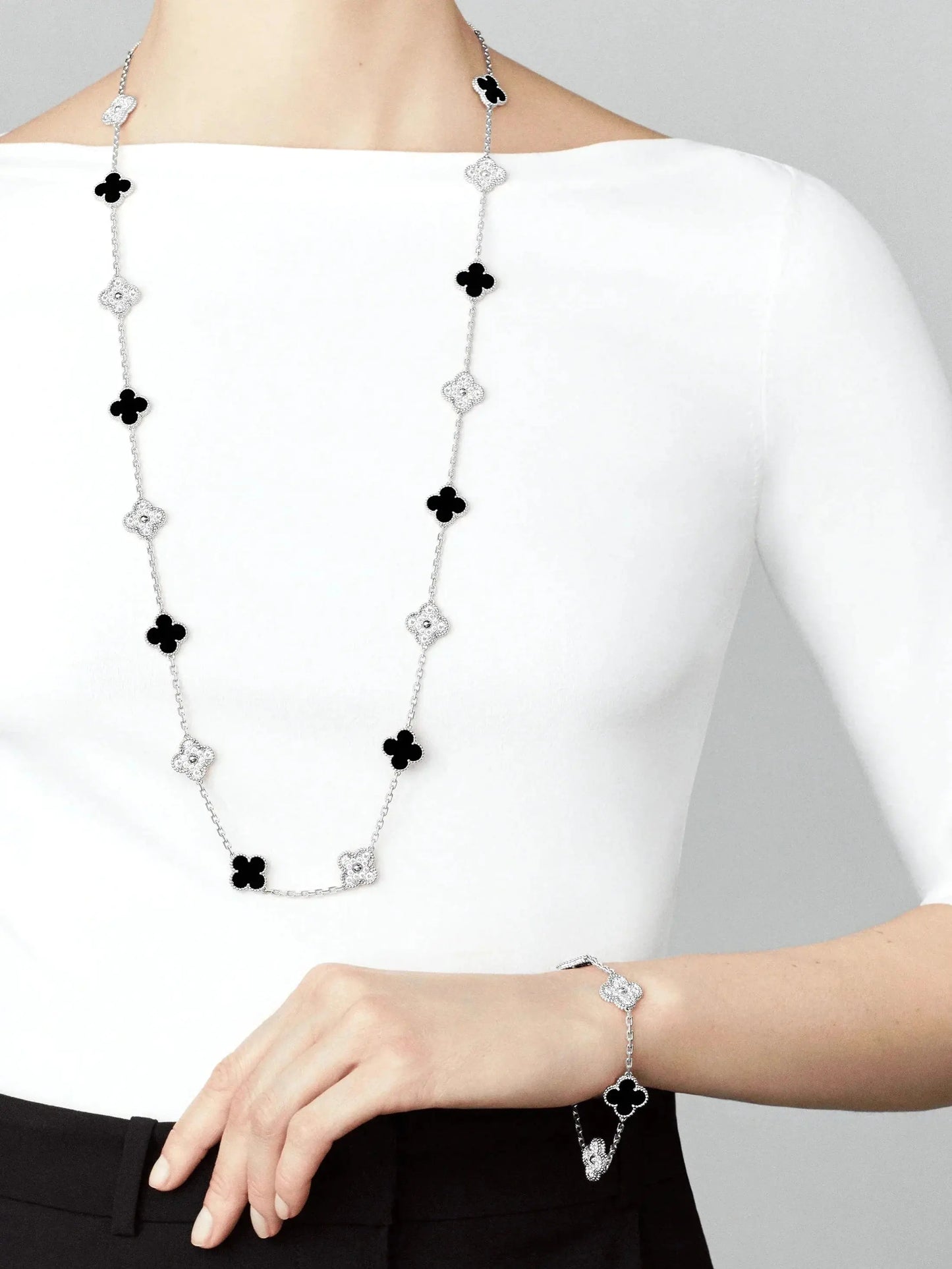 Luxury Clover Crystal Bracelet-Bracelets-Blizzm