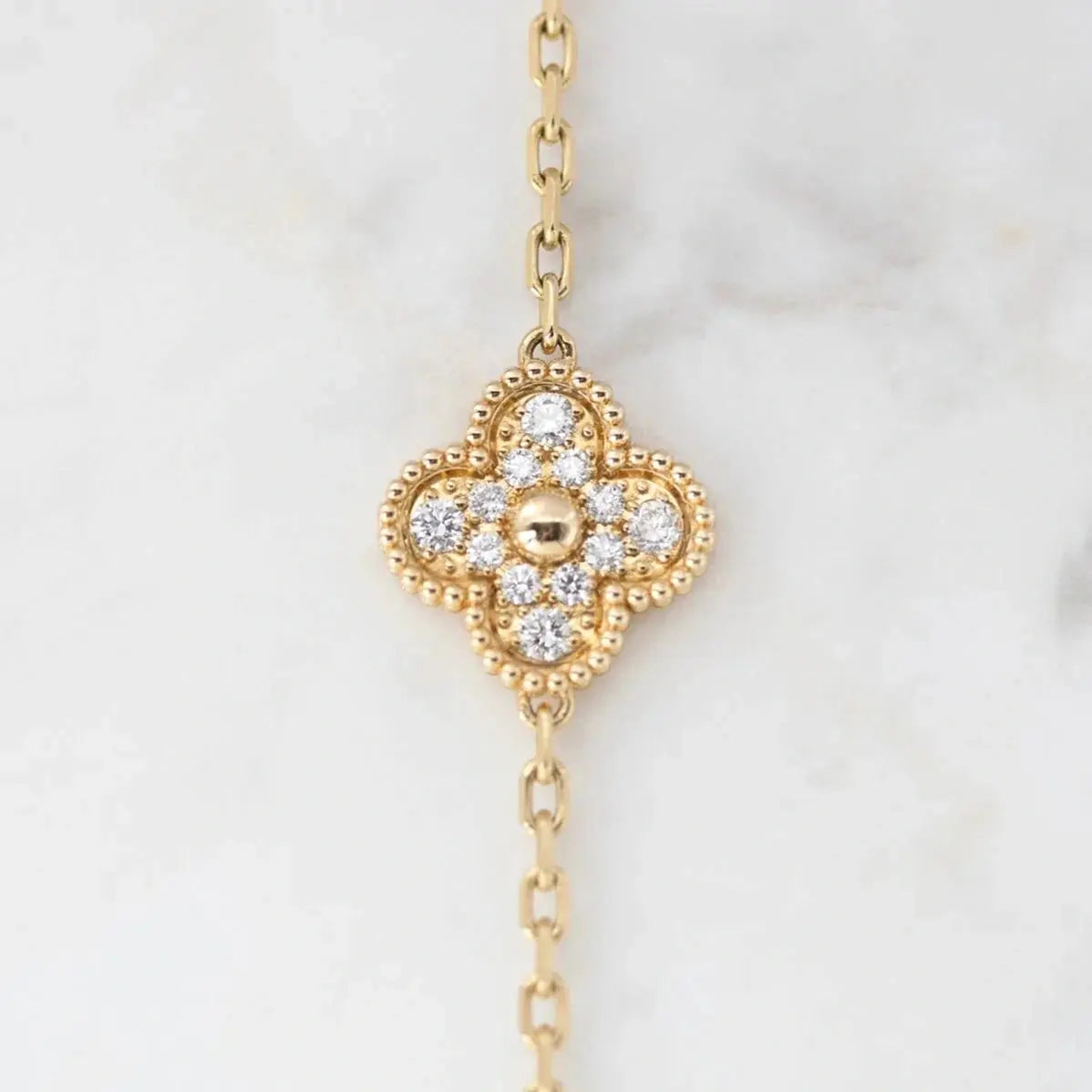 Luxury Clover Crystal Bracelet-Bracelets-Blizzm