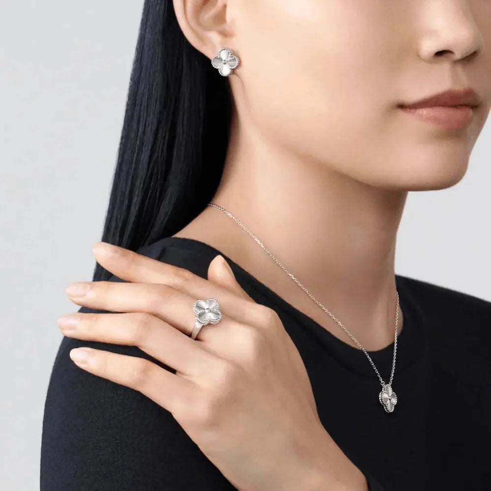 Luxury Clover Earrings-Earrings-Blizzm