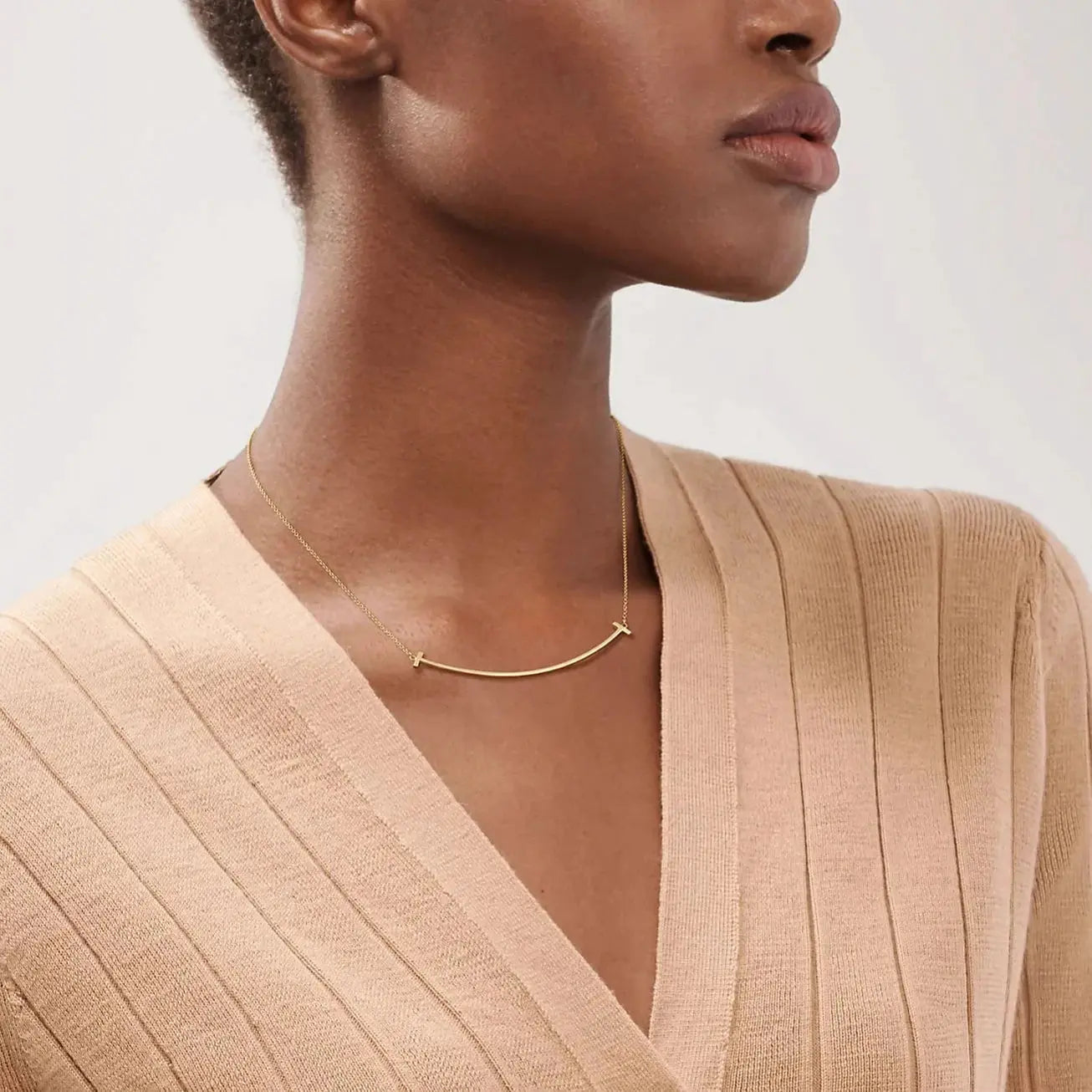 Minimalist Radiant Curved Pendant - Large-Necklaces-Blizzm