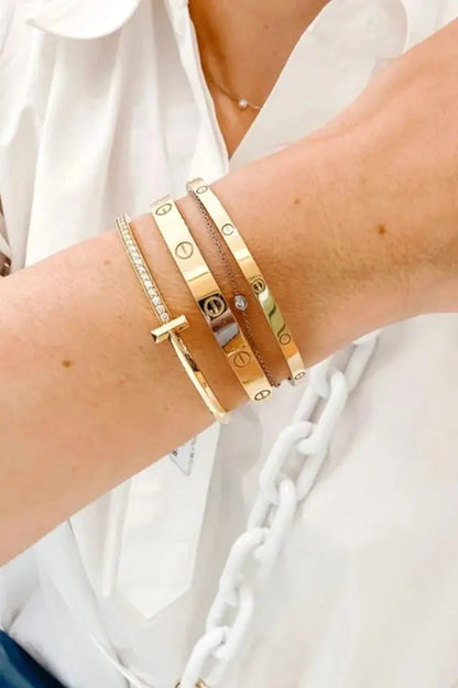 Sleek Facet Crystal Bangle-Bracelets-Blizzm