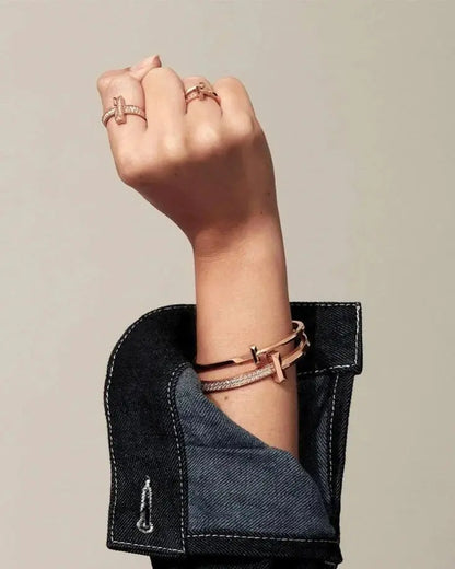 Sleek Facet Crystal Bangle-Bracelets-Blizzm