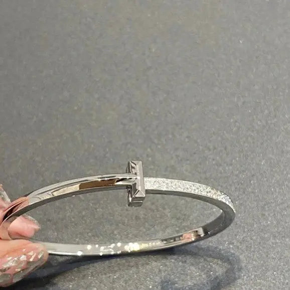 Sleek Facet Crystal Bangle-Bracelets-Blizzm