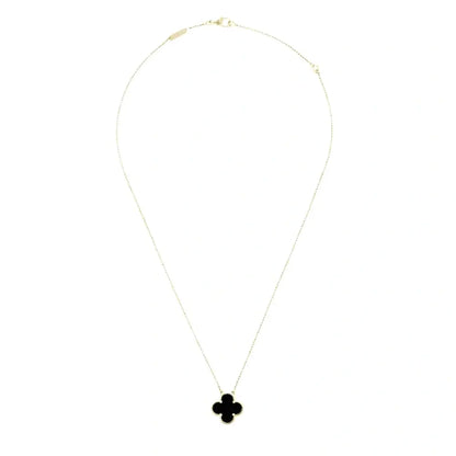 Stunning Clover Necklace-Necklaces-Blizzm