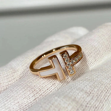 Geometric Bar Ring-Rings-Blizzm
