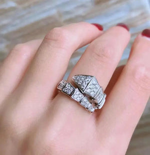 Sleek Serpenti Ring