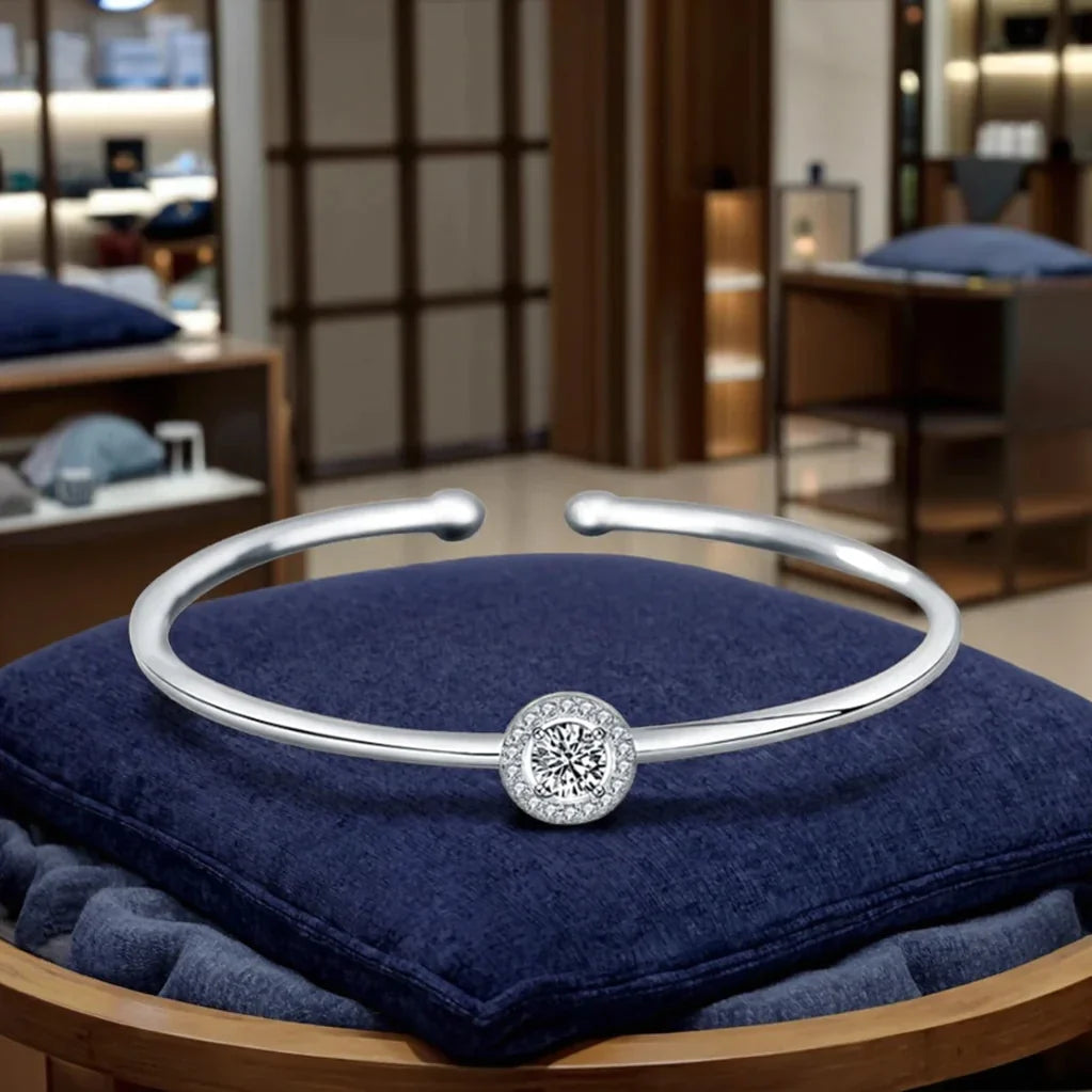 Luxurious Moissanite Silver Bracelet