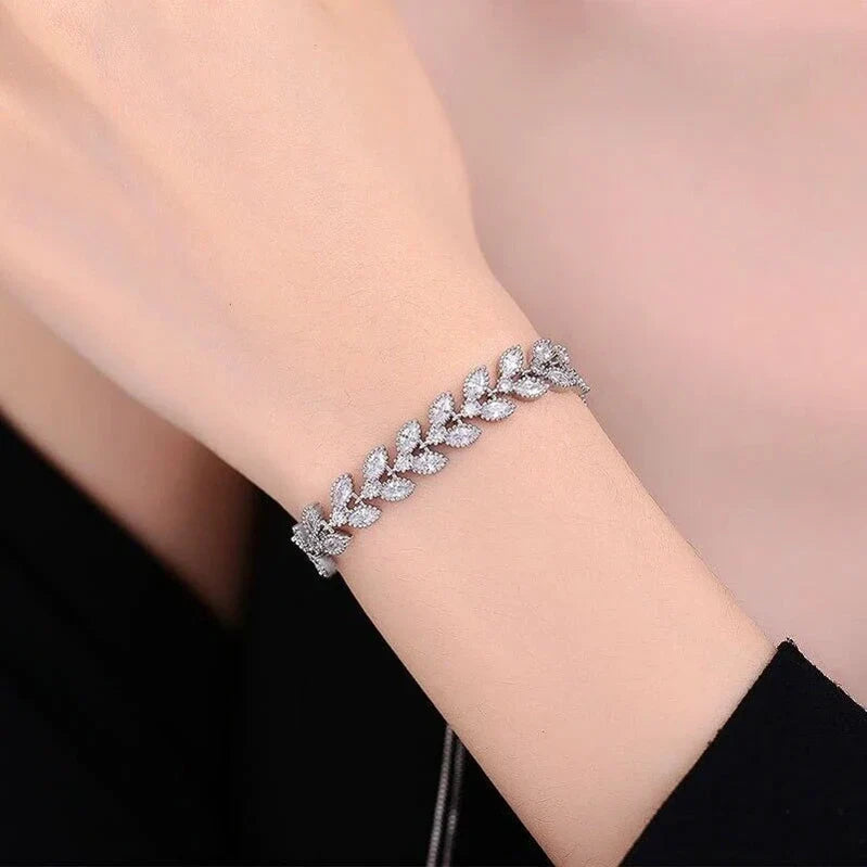 Sterling Silver Moissanite Leaves Bracelet